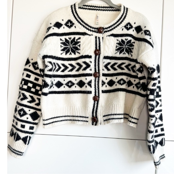 Raga Fair Aisle Sweater Juneau Cardigan Snowflake Small Black Cream Apres Ski
